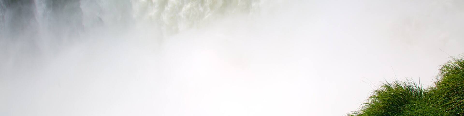 Misiones featuring a cascade and landscape views