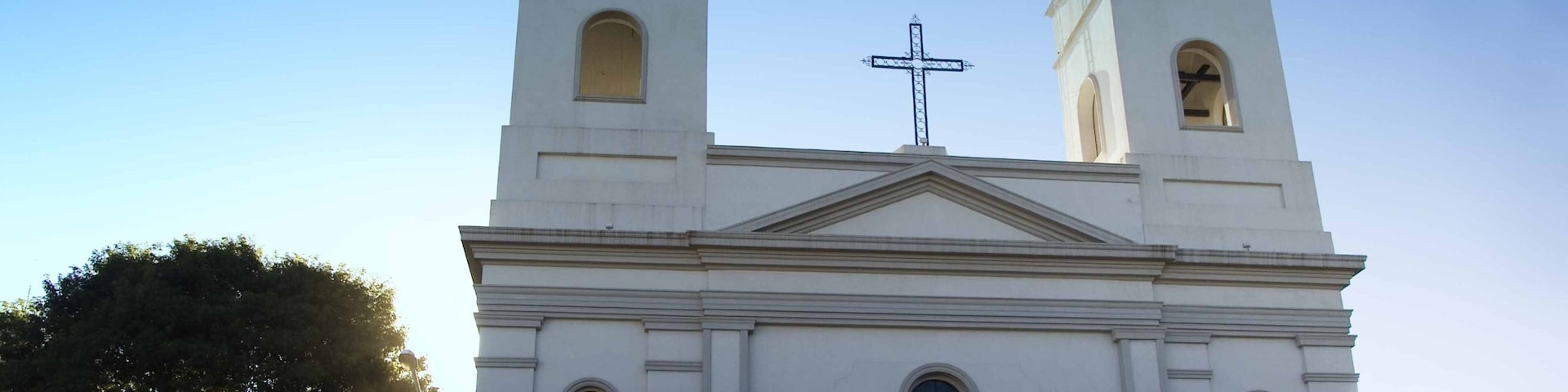 Chaco mostrando aspectos religiosos e uma igreja ou catedral