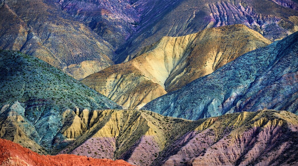 Jujuy featuring mountains and landscape views