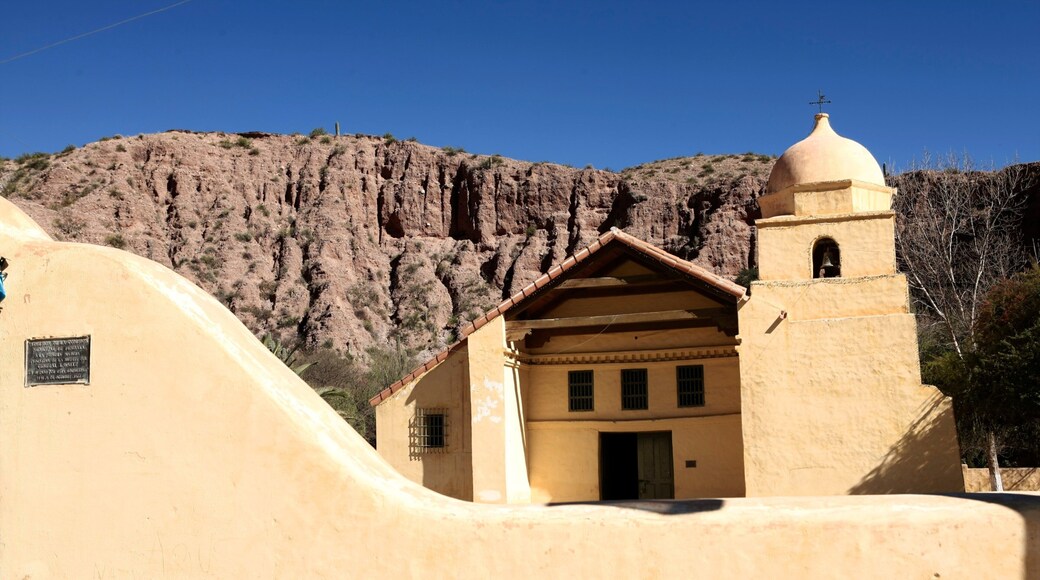 Jujuy showing heritage architecture