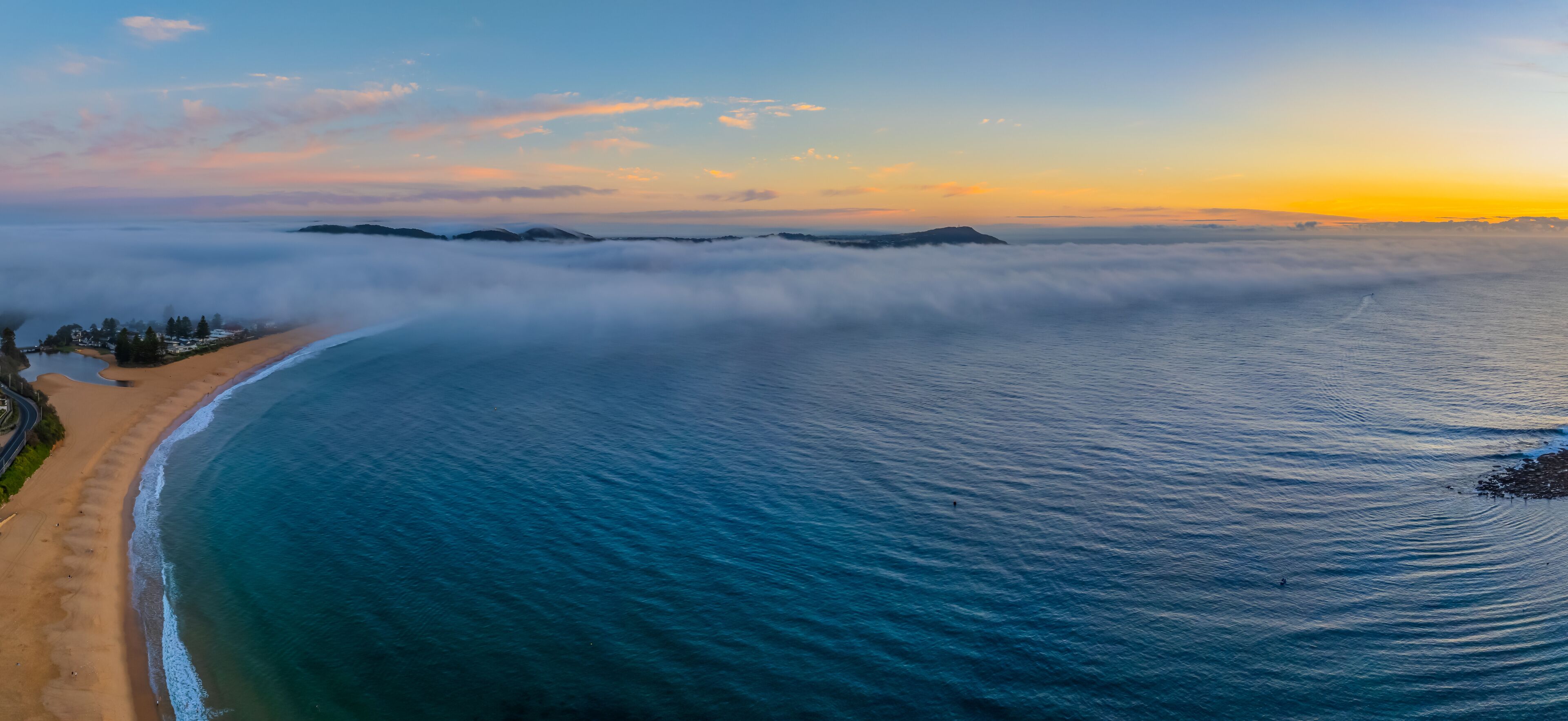 Bateau Bay