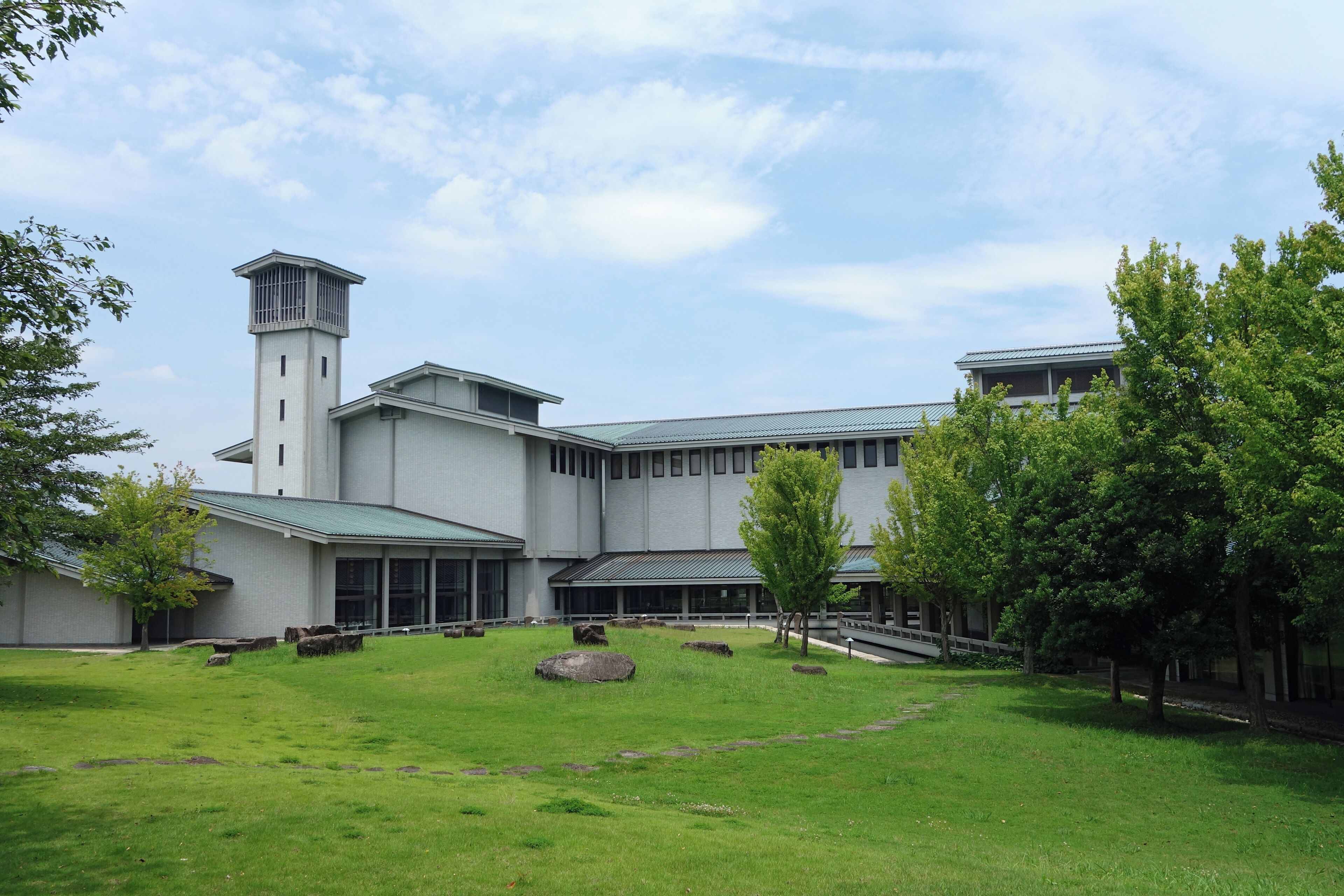 Aichi Prefectural Ceramic Museum (愛知県陶磁美術館), Seto, Aichi prefecture, Japan