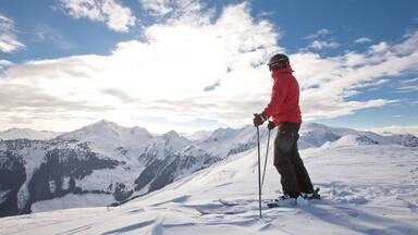 Ski Jewel Alpbachtal - Wildschoenau mostrando esquiar en la nieve, nieve y montañas
