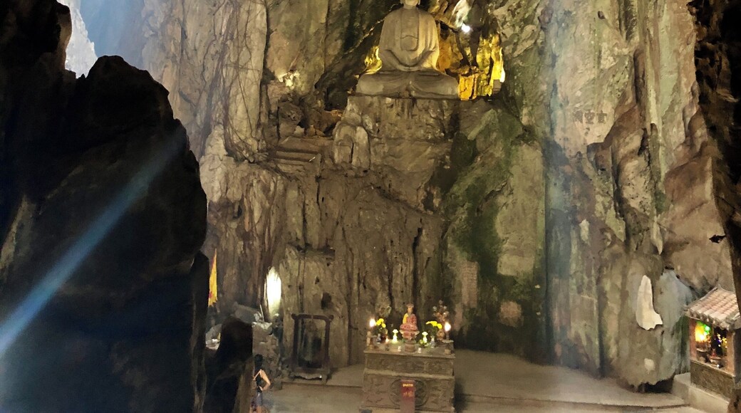 The biggest cave up in Marble Mountains