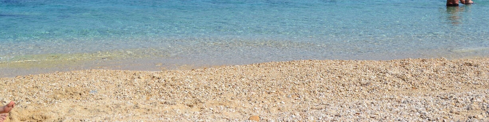 #Hondoq #bay is situated in the south east of #gozo and overlooks the other #island of #comino.
This #bay can be accessed through the #village of #qala.
It's #turquoise waters make it a popular beach by the local and tourists alike and is popular for #snorkelling around the rocks too.