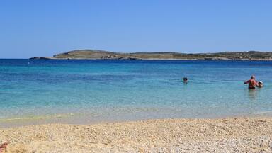 #Hondoq #bay is situated in the south east of #gozo and overlooks the other #island of #comino.
This #bay can be accessed through the #village of #qala.
It's #turquoise waters make it a popular beach by the local and tourists alike and is popular for #snorkelling around the rocks too.