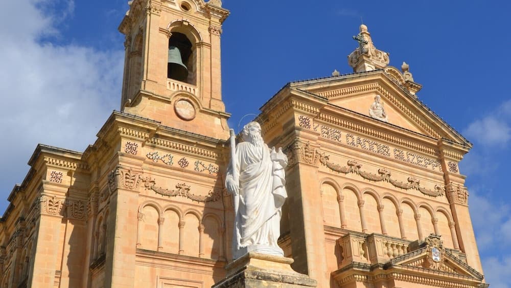 Detailed ornaments and beautiful architecture is typical for maltese buildings. This church is located in the piazza of the Gozo small town Qala.
#church #architecture #gozo #malta #sky #roadtrip