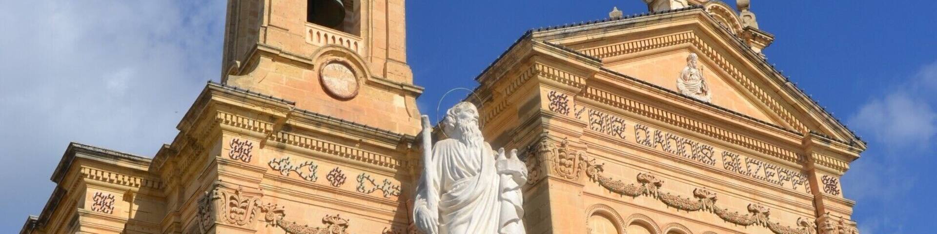 Detailed ornaments and beautiful architecture is typical for maltese buildings. This church is located in the piazza of the Gozo small town Qala.
#church #architecture #gozo #malta #sky #roadtrip