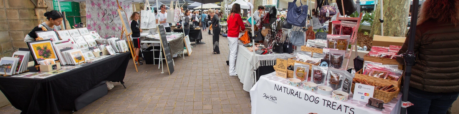 Paddington Markets showing street scenes, markets and signage