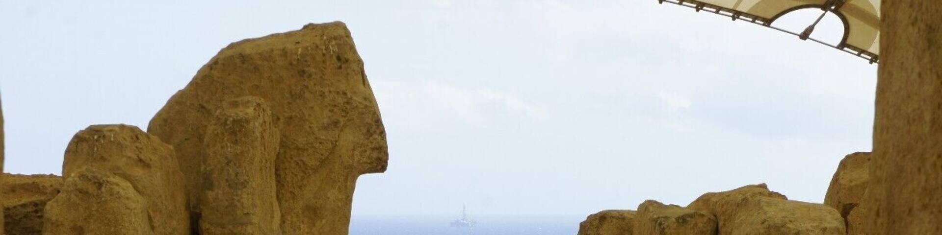 The Unesco world heritage site Hagar Qim, located in the south of Malta. An old megalithic temple well worth a visit.
#unesco #ancient #temples #ruins