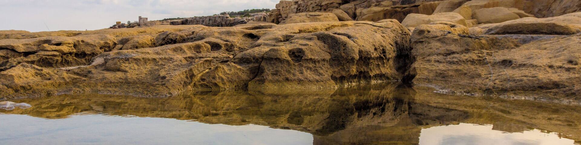 This media shows the protected monument with the number 01384 in Malta.