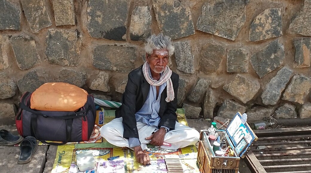 ...fortune teller from Ooty /Tamil Nadu
Of course everything will be alright :)))