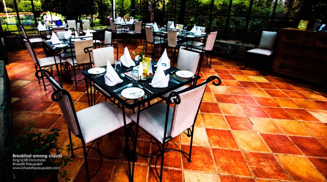 Beautiful glasshouse restaurant serving delicious hot food in the cold mountain surroundings. Amazing place at ooty! #restaurant