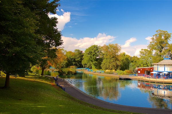 Lister Park welches beinhaltet Garten und Teich