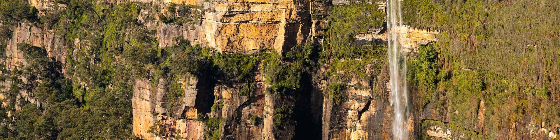 Bridal Veil Falls Nature Reserve showing a gorge or canyon and a cascade