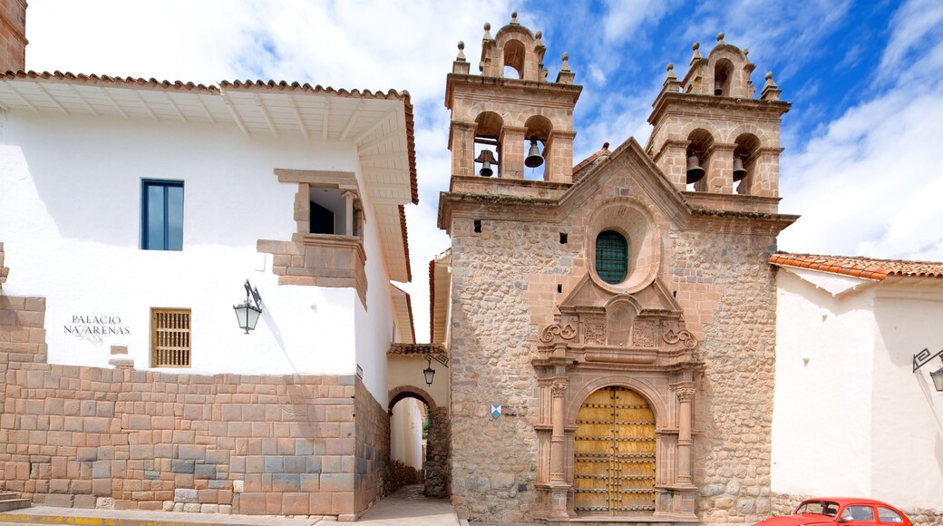 Cusco showing heritage architecture and street scenes