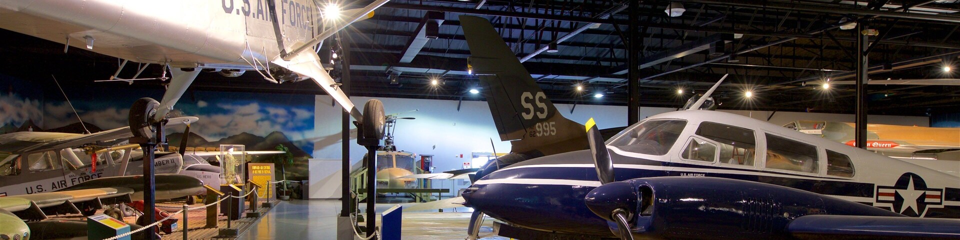 Warner Robins Museum of Aviation das einen Innenansichten, Militärisches und Geschichtliches