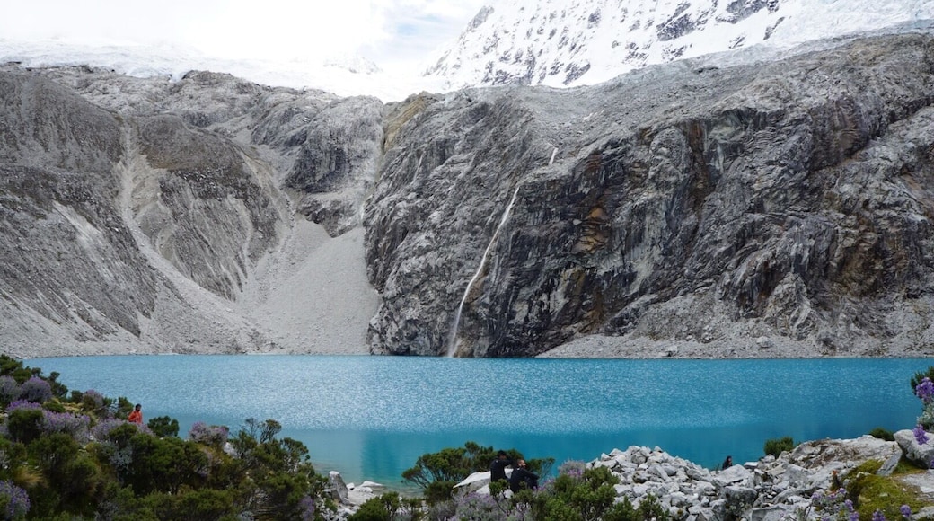 Look at the beautiful color of Laguna 69. It was the most difficult hike in my life due to this lake is located 4600m high.
- June 2016