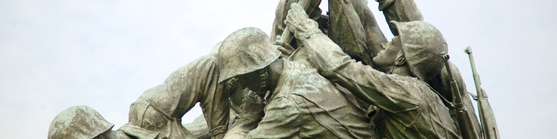 Arlington featuring military items