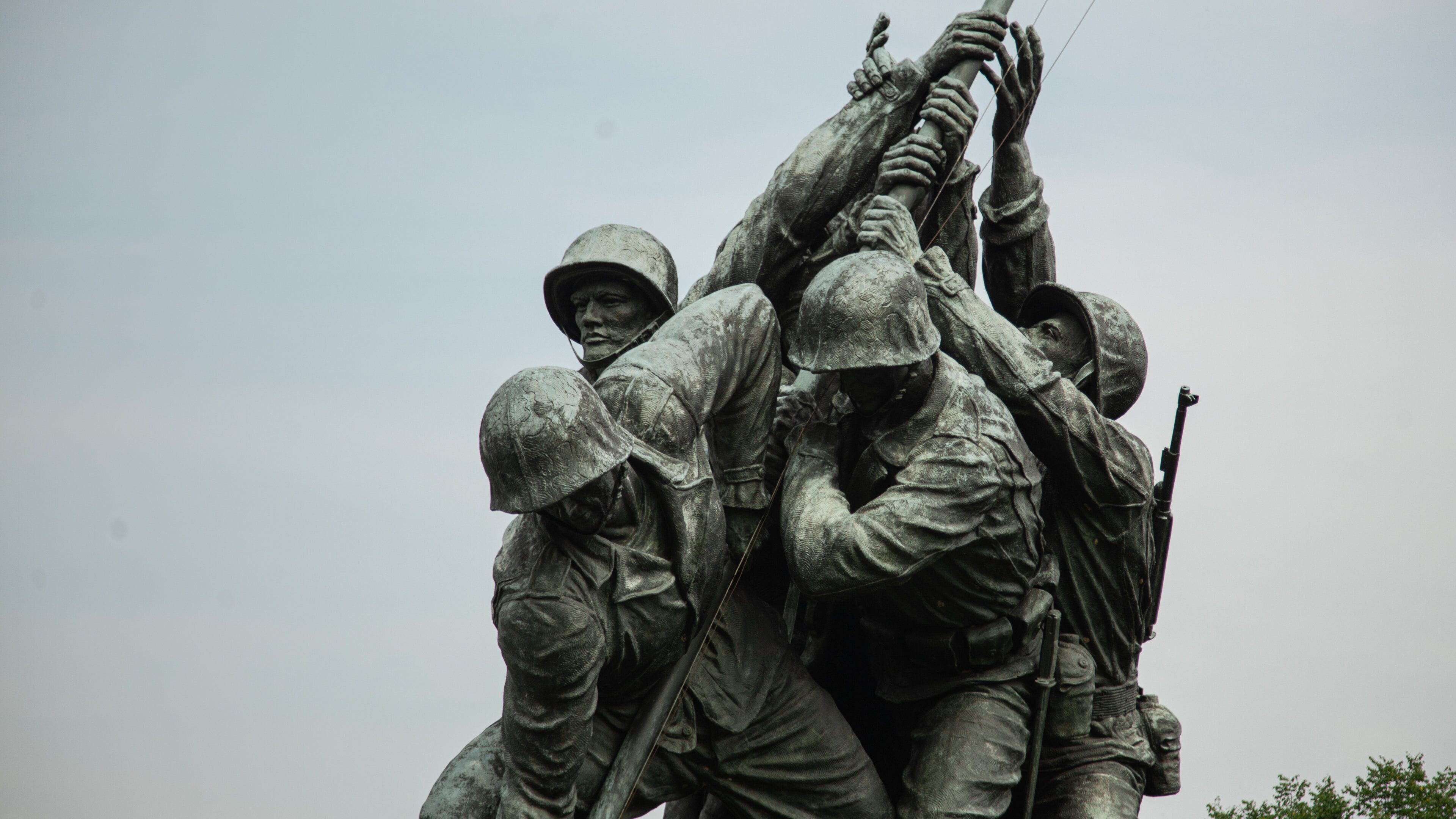 Arlington which includes a statue or sculpture