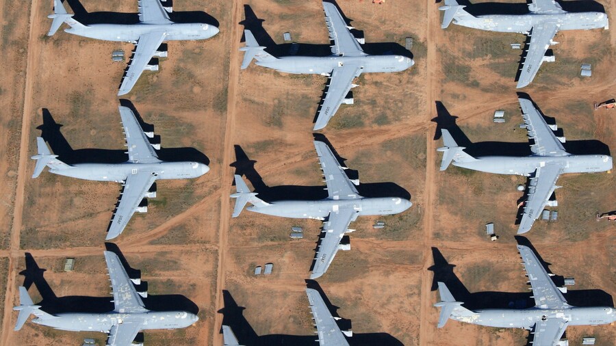 戴维斯蒙森空军基地