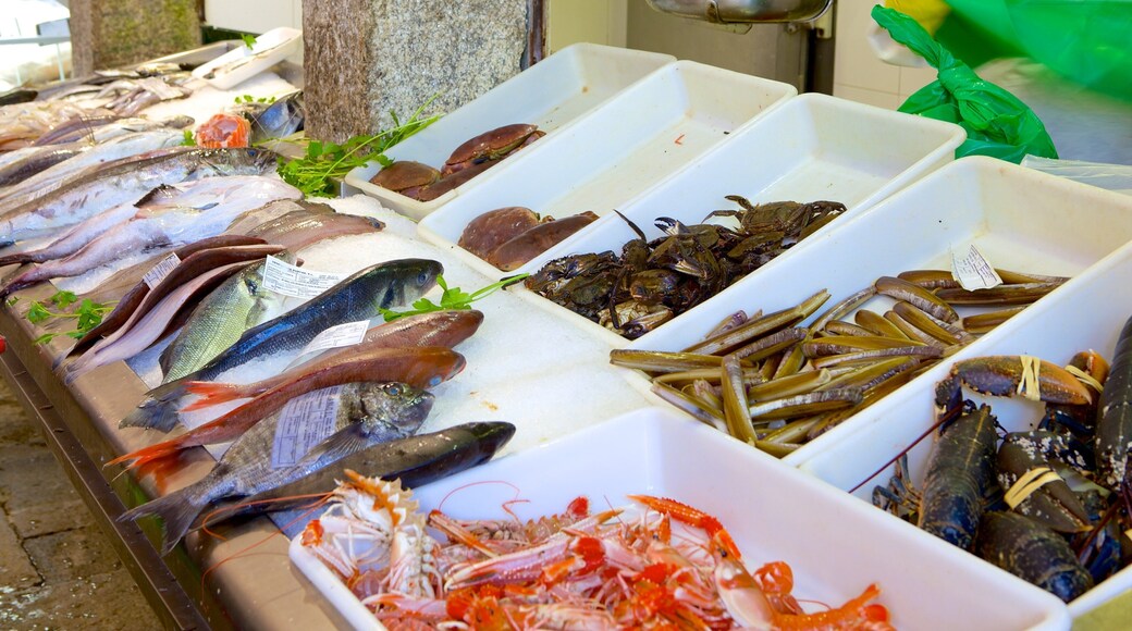 메르카도 데 아바스토스 데 산티아고 을 보여주는 시장, 해양 생물 과 음식