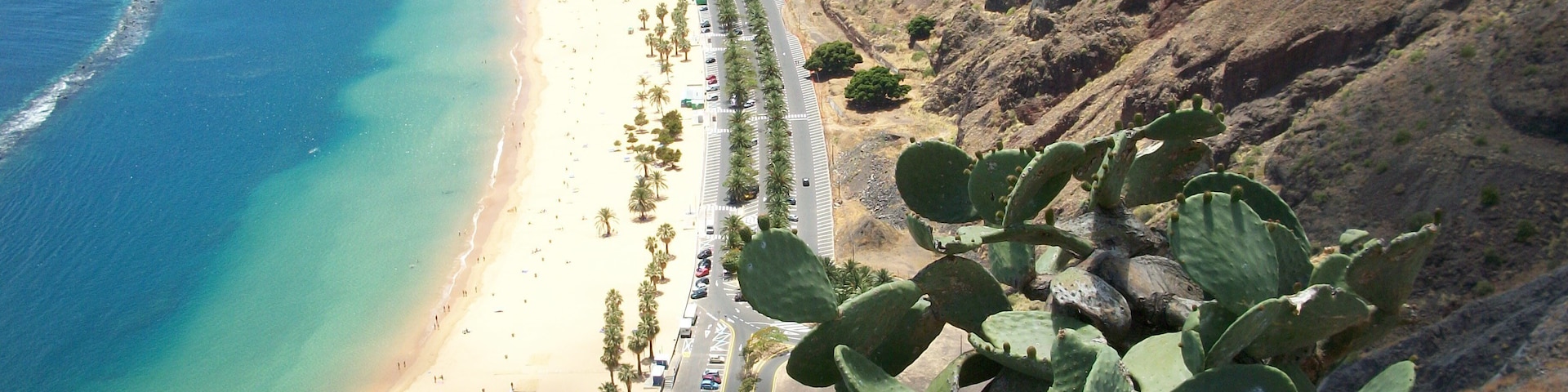 The beautiful beach of San Andrés to the north of Santa Cruz de Tenerife. Very green and tropical here. This is in great comparison to the arid desertified region in the south of the Island. I find that Tenerife is an island of two halves...