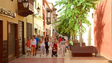 Plaza del Charco as well as a large group of people
