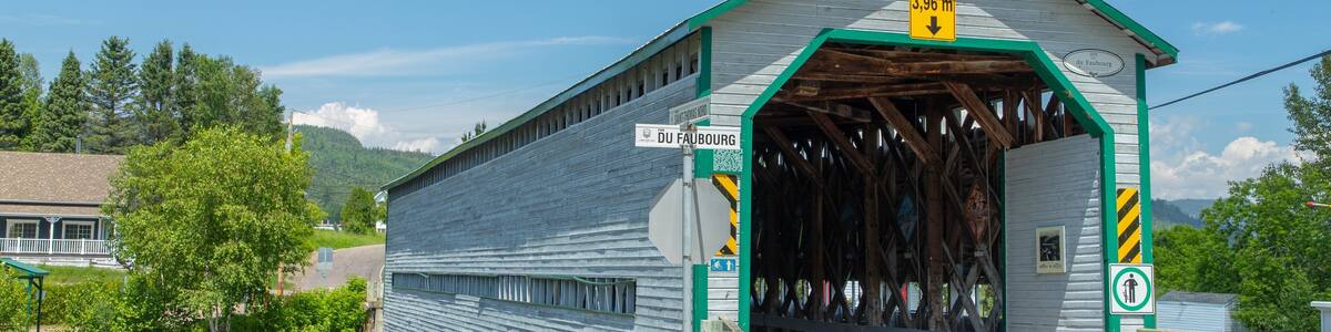 L\'Anse-Saint-Jean featuring a bridge and signage