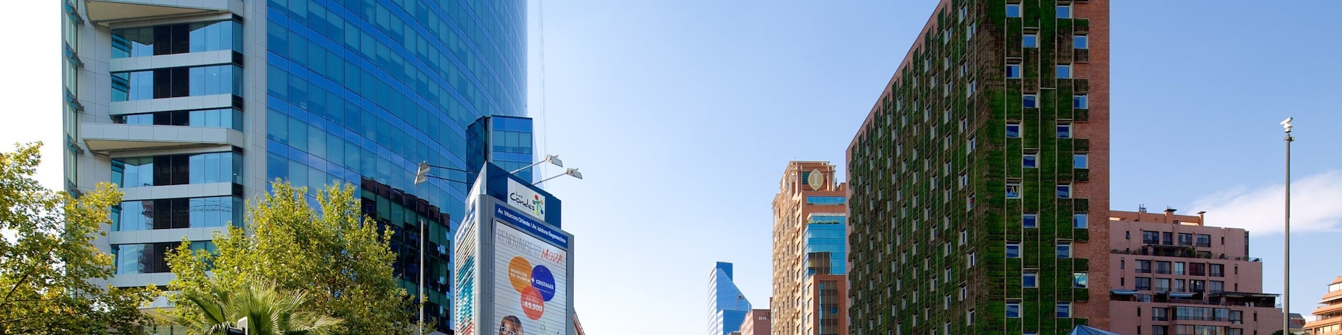 Santiago showing a city