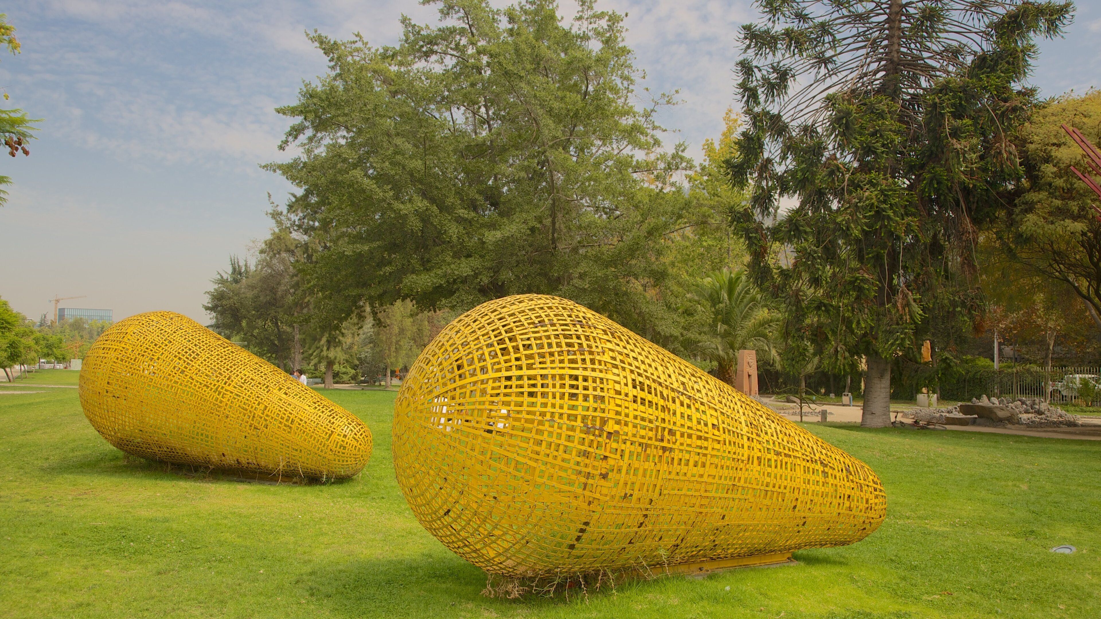 Skulpturparken som visar konst, en trädgård och utomhuskonst