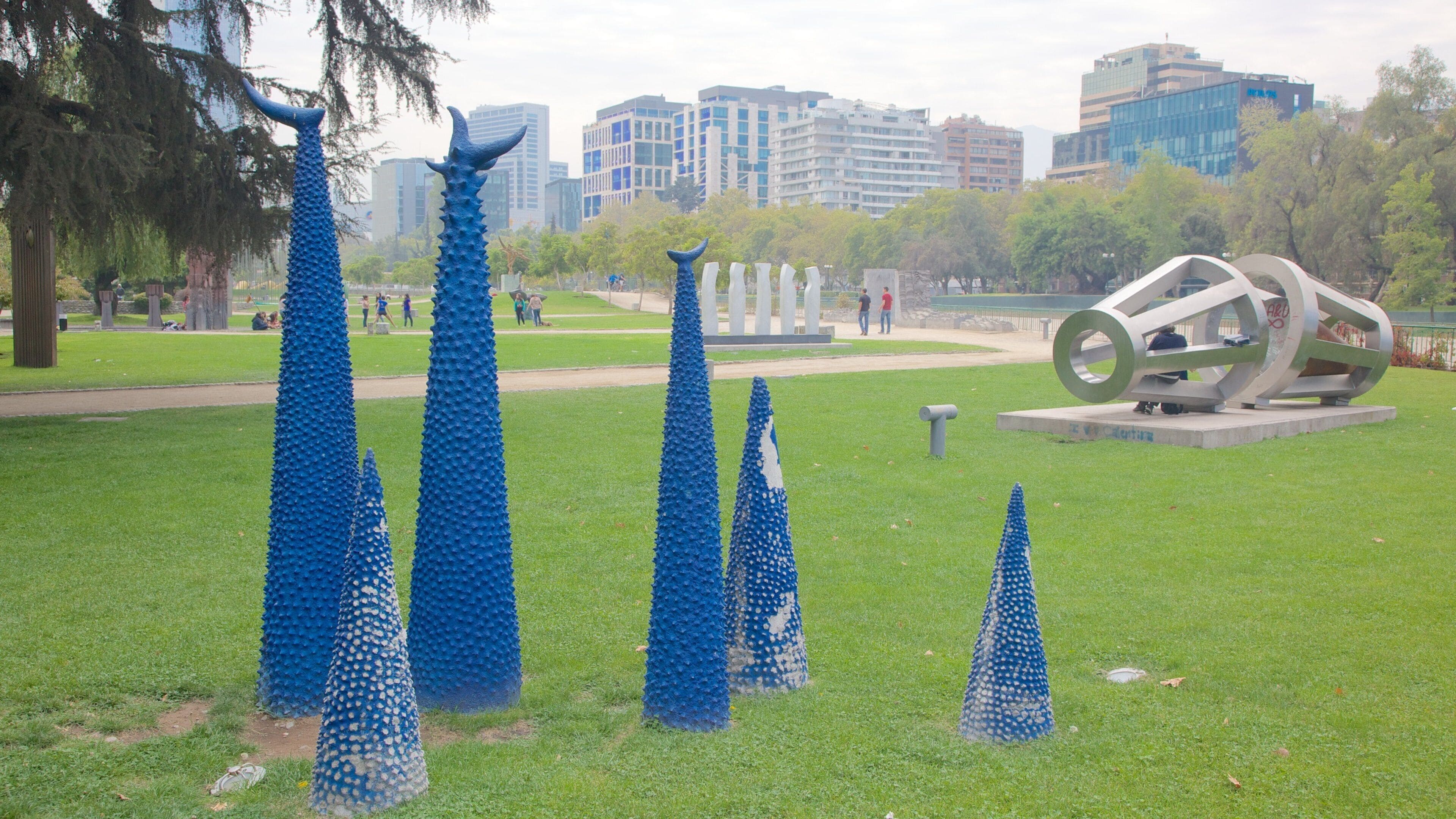 Skulpturpark fasiliteter samt utendørs kunst, by og kunst