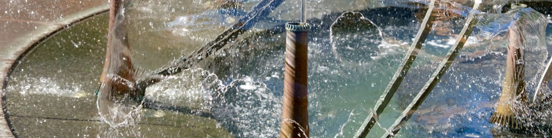 City Creek Center que incluye una fuente