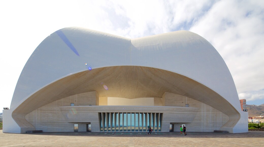 Auditorio de Tenerife showing modern architecture