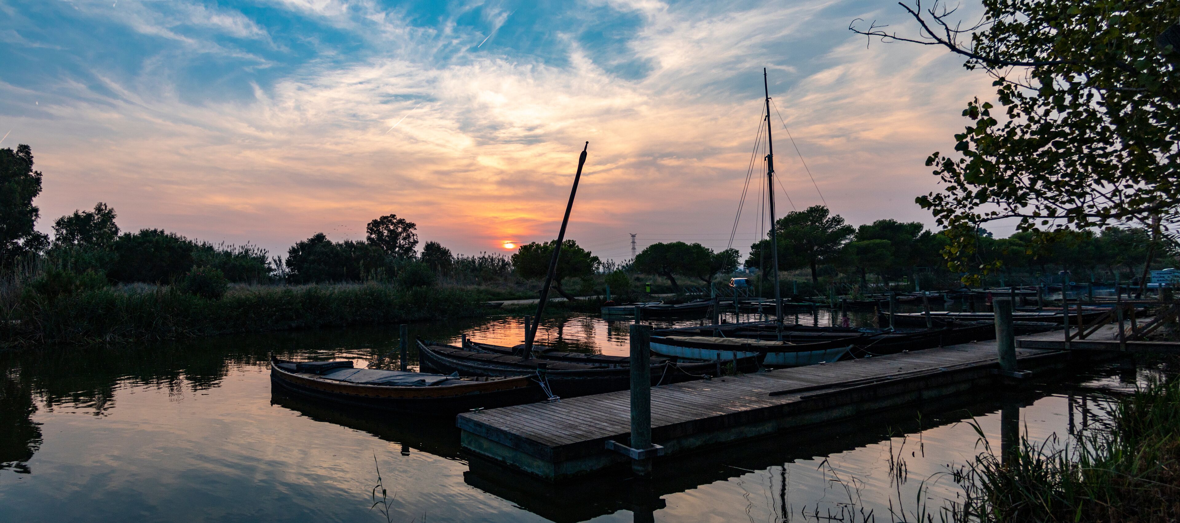 Atardecer en el puerto de Catarroja (Valencia-Spain)	