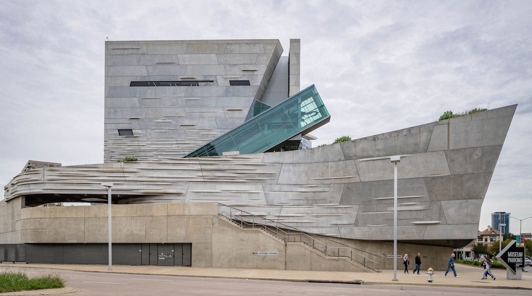 Perot Museum of Nature and Science featuring modern architecture