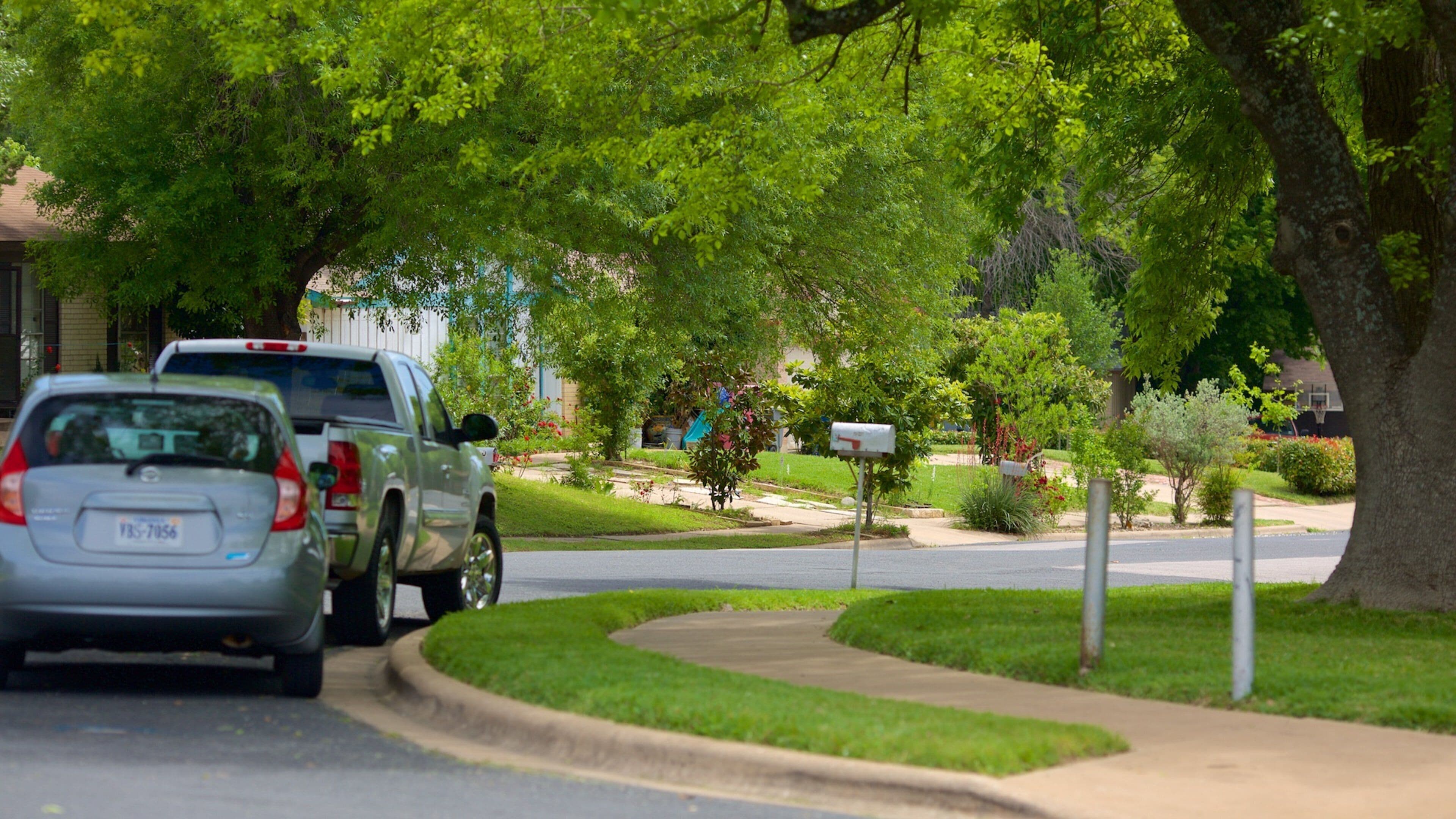 Franklin Park which includes street scenes and a house