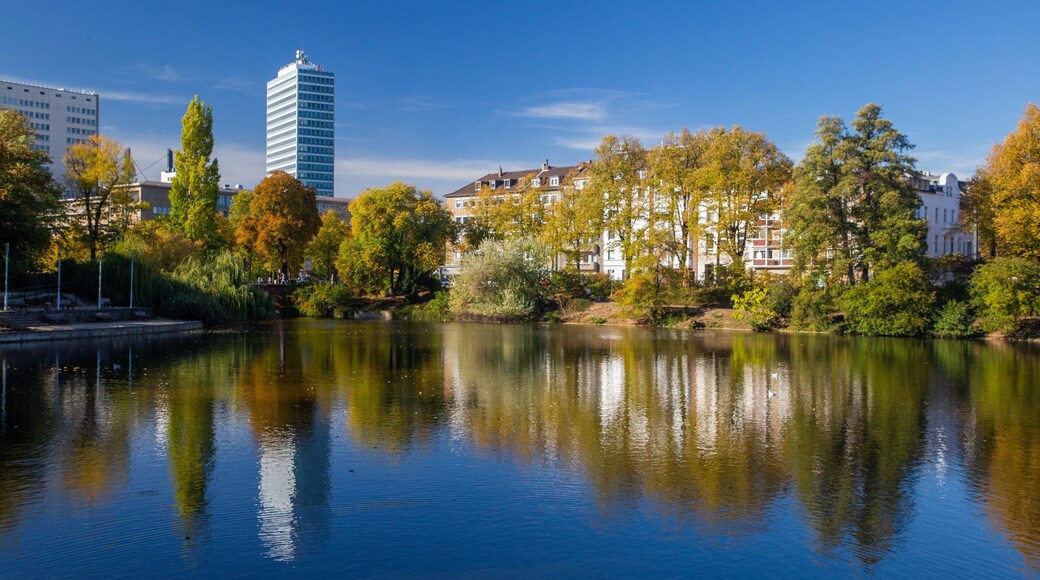 K21 Staendehaus which includes a lake or waterhole