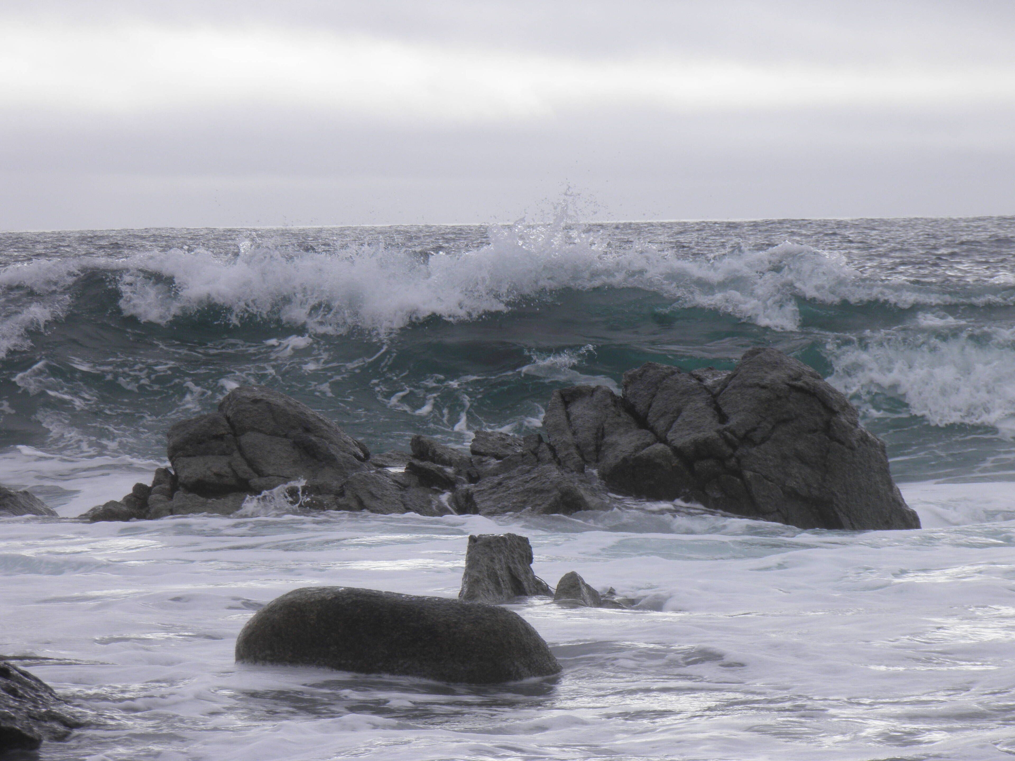 Océan depuis la presqu'île Saint-Laurent à Porspoder (Finistère, France).