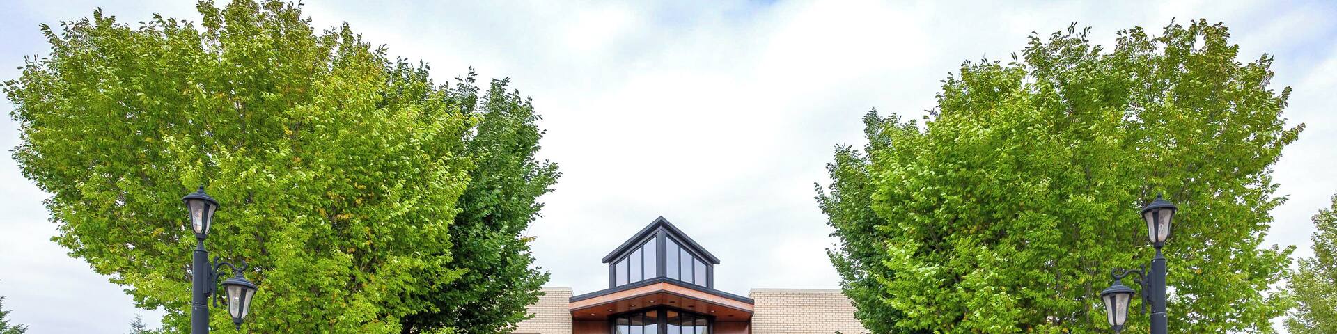 Edmonton_OasisCentre_6239918-3