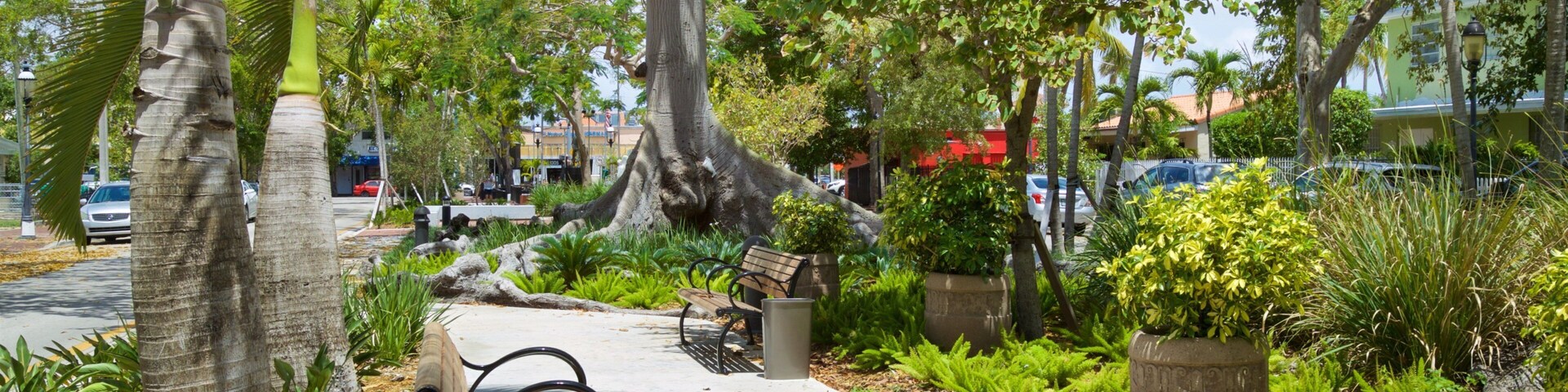 Cuban Memorial Boulevard which includes a garden
