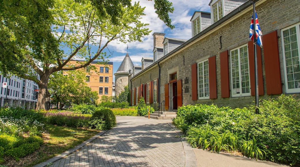 Chateau Ramezay Museum