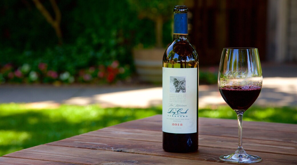Dry Creek Vineyard which includes drinks or beverages