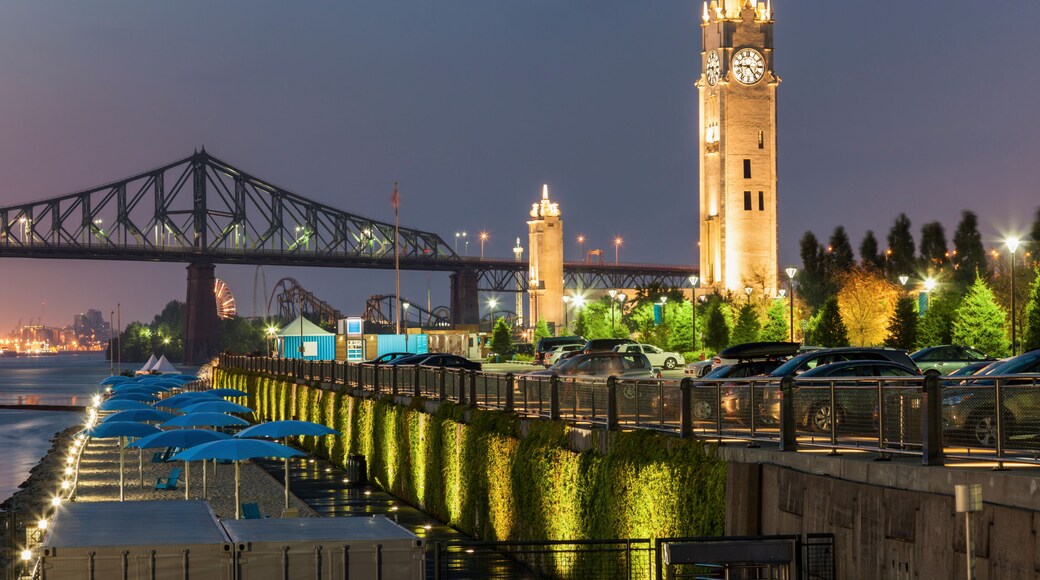 Montreal Clock Tower at night