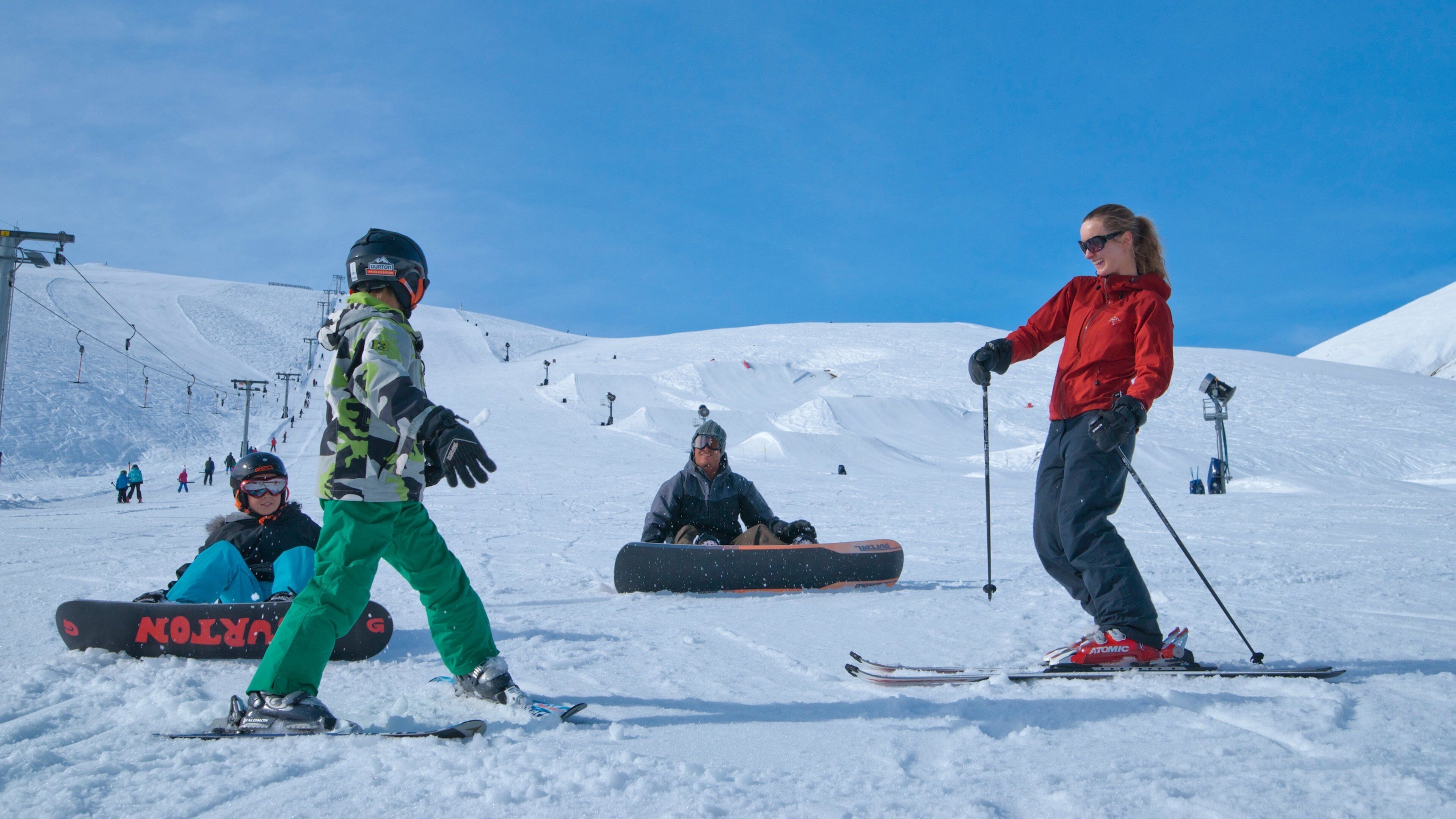 Roundhill Ski Area which includes snow skiing, snow tubing and snow