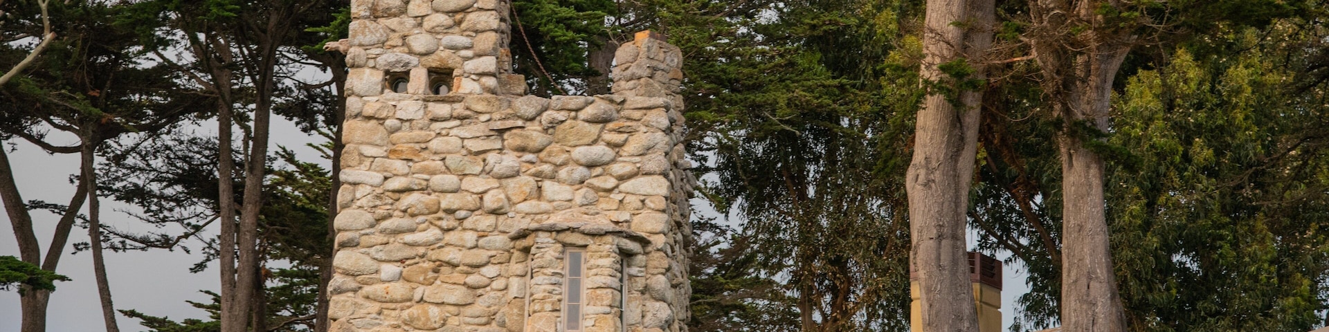 Tor House which includes heritage elements