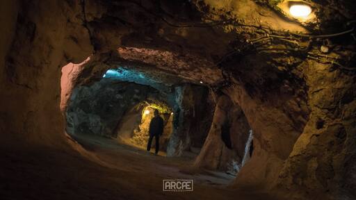 Bad weather in Cappadocia? No worries! You can always visit one of the many underground cities found around the region—like Derinkuyu, the biggest one with four floors and more than 60m deep.
It used to house around 20,000 people at some point and had all the amenities of a surface towns.