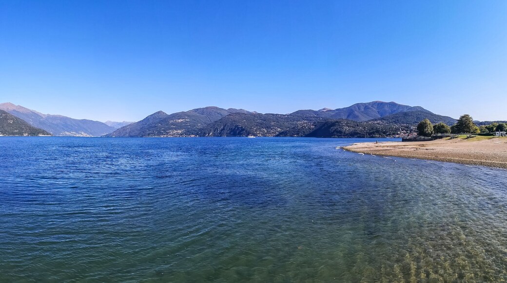 ultra wide panorama of the Lake Maggiore from Germignaga