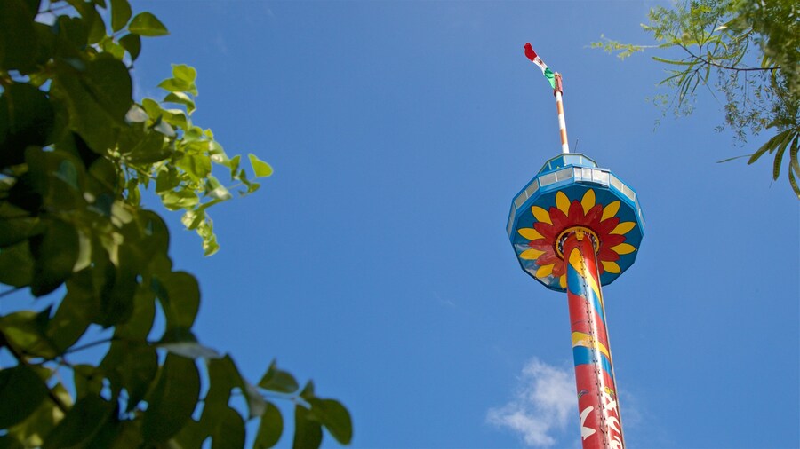 Escenica Tower showing rides