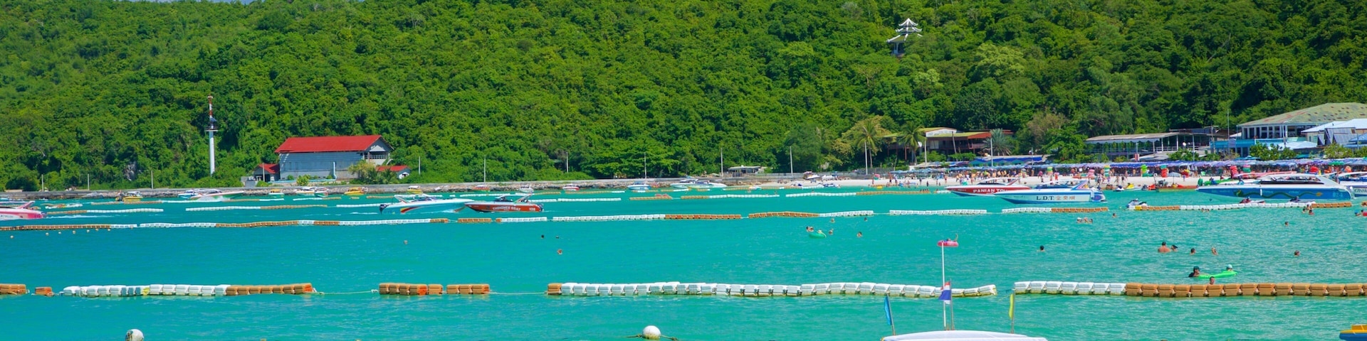 Ta-Yai Beach showing general coastal views, boating and tropical scenes